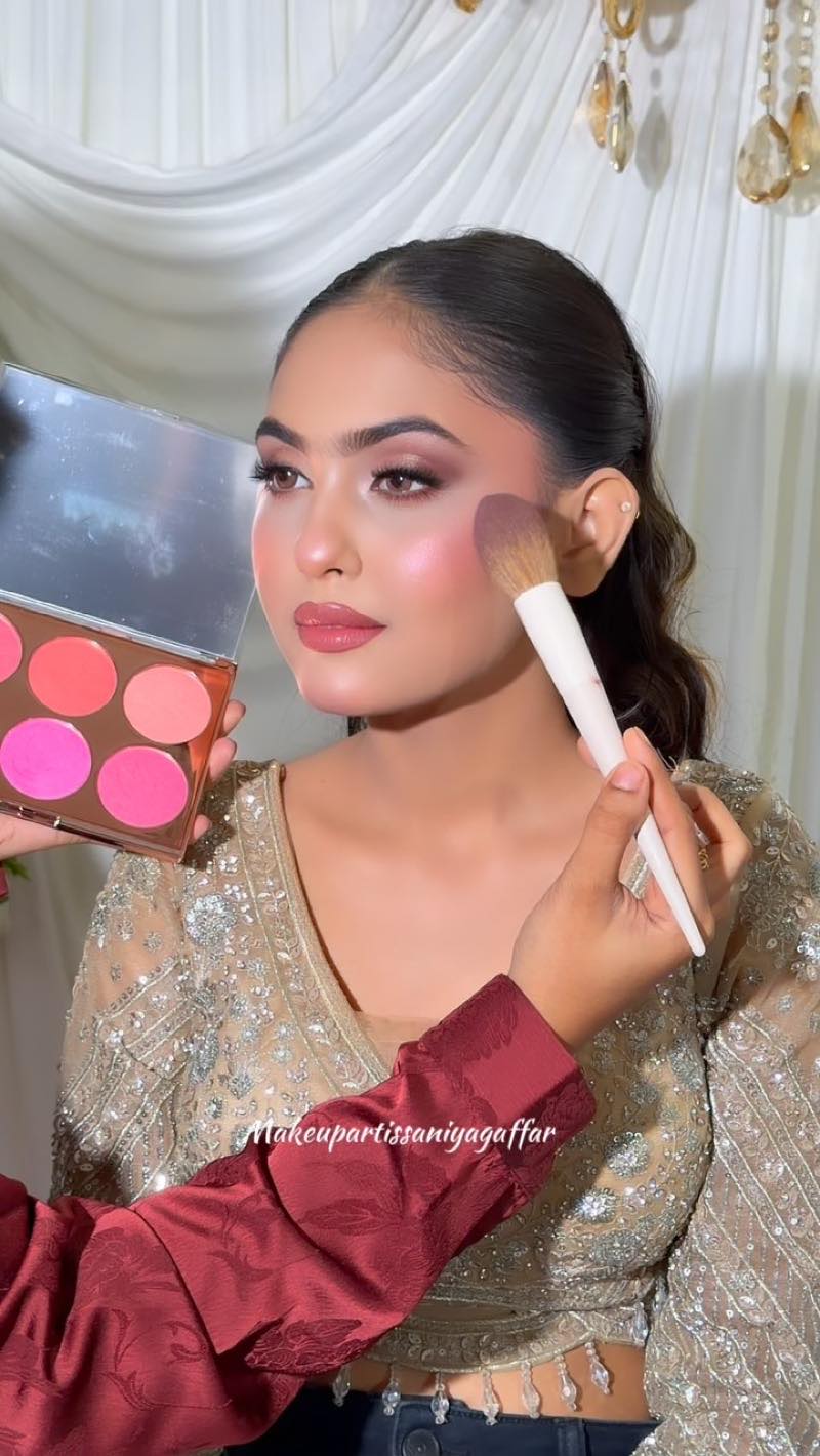 Behind the scenes of a picture perfect makeup look by Saniya Gaffar